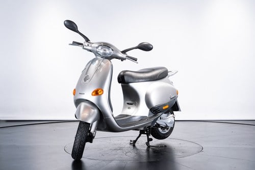 2002 PIAGGIO VESPA ET2 50 INIEZIONE Kaufen Bei