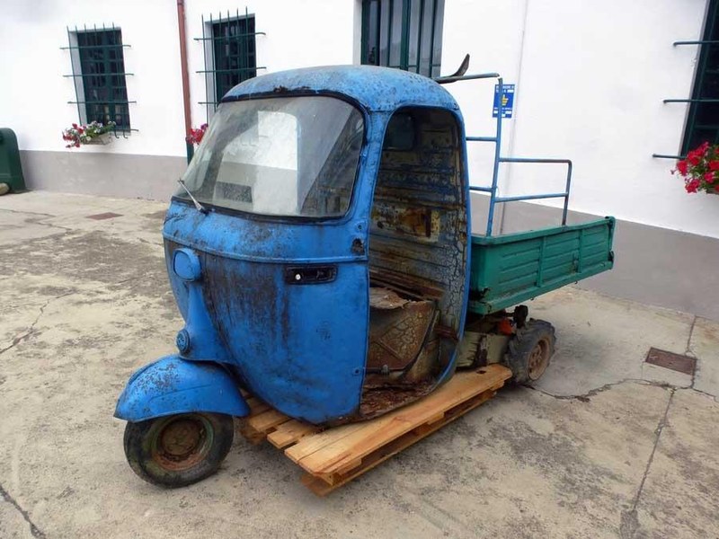1966 Piaggio Ape - 2 1966 Piaggio Ape - 2