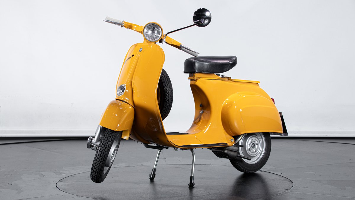 1978 Piaggio Vespa 50 Special Arancio Left Hand Drive in Italy