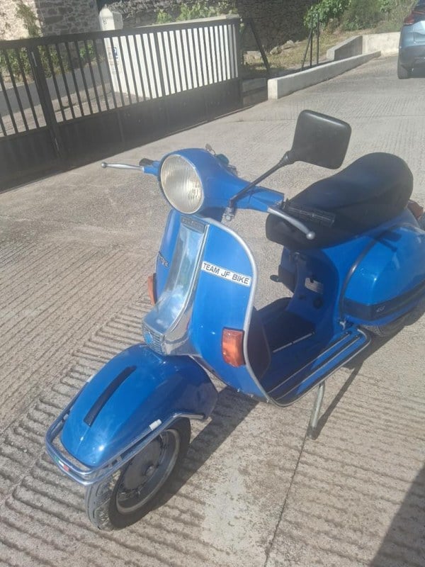 1979 Piaggio Vespa PX125 - 2 1979 Piaggio Vespa PX125 - 2