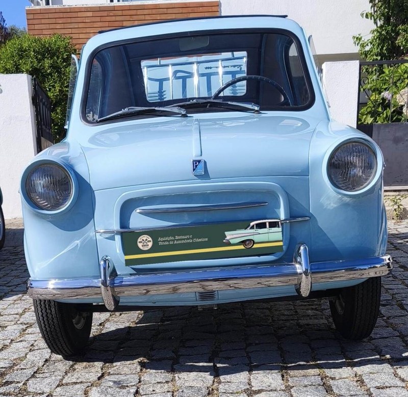 1958 Piaggio Vespa 400 - 1 1958 Piaggio Vespa 400 - 1