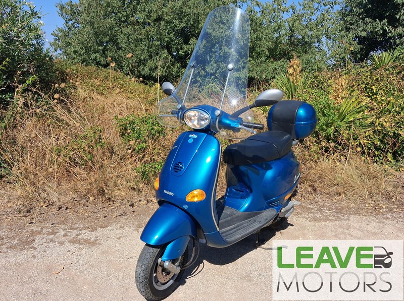 1998 Piaggio Vespa ET4 - 2 1998 Piaggio Vespa ET4 - 2