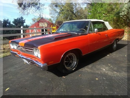 1969 Plymouth GTX Convertible = 440-375-HP AT Power Top $32. For Sale