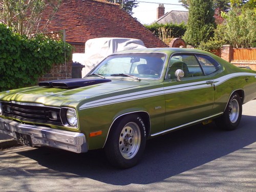 1973 PLYMOUTH DUSTER V8 SOLD