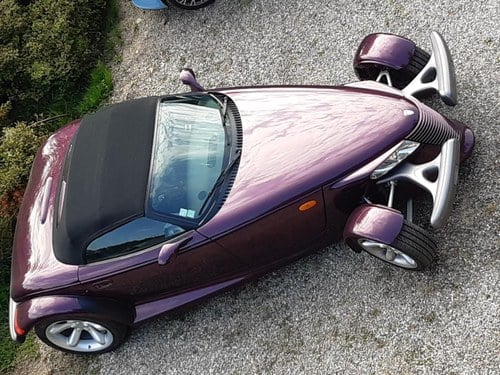 1999 PLYMOUTH Prowler A vendre