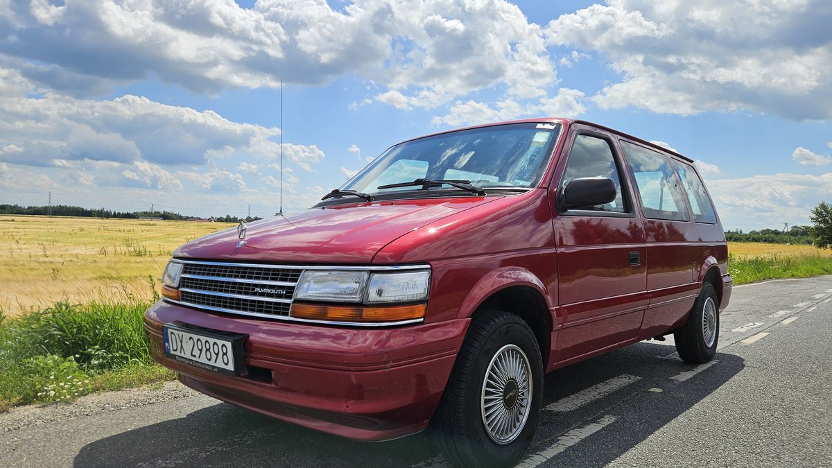 1994 Plymouth Voyager Red Automatic, speed Left Hand Drive in