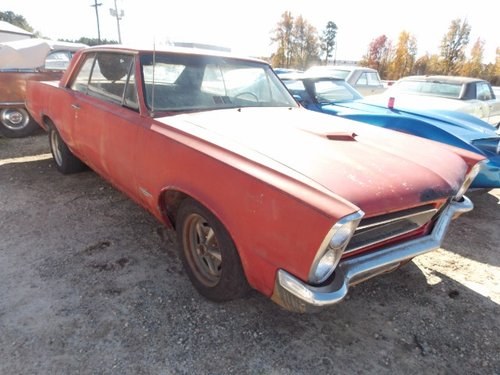 1965 Pontiac GTO HardTop = Project Manual Red $11.999. For Sale