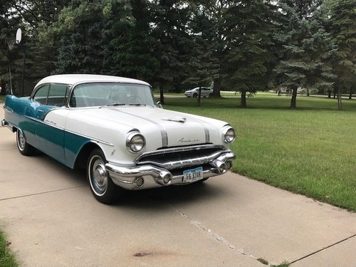 1956 Pontiac Star Chief 2DR HT Till salu