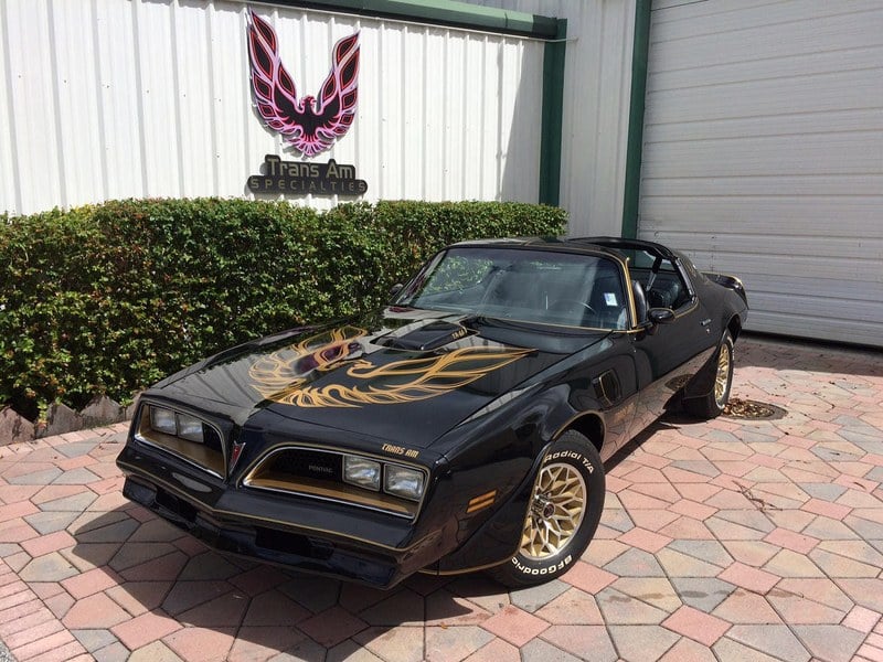 Trans Am Bandit Y82 Special Edition 4 Speed Best in USA