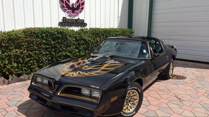 Trans Am Bandit Y82 Special Edition 4 Speed Best in USA
