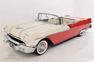 1956 Pontiac Star Chief - 3