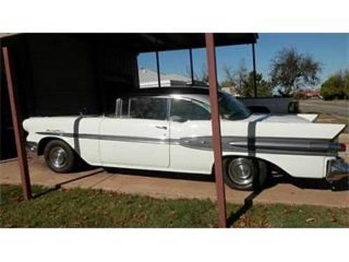 1957 Pontiac Chieftain 2DR HT For Sale
