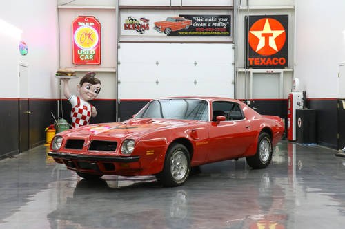 1974 Pontiac Trans Am Red with Black Interior VENDIDO