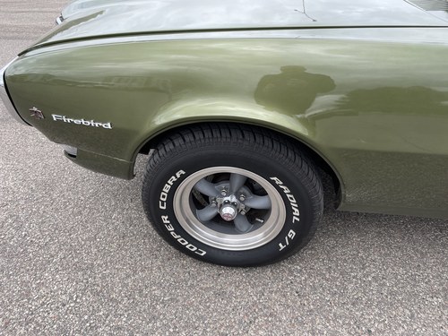 1968 Pontiac Firebird - 9