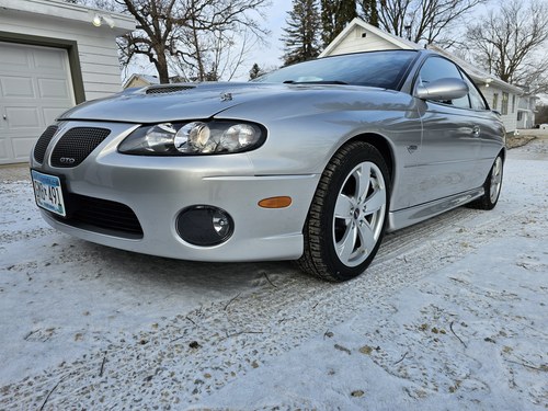 2004 Pontiac GTO 40k Original Miles Extremely Clean Te koop