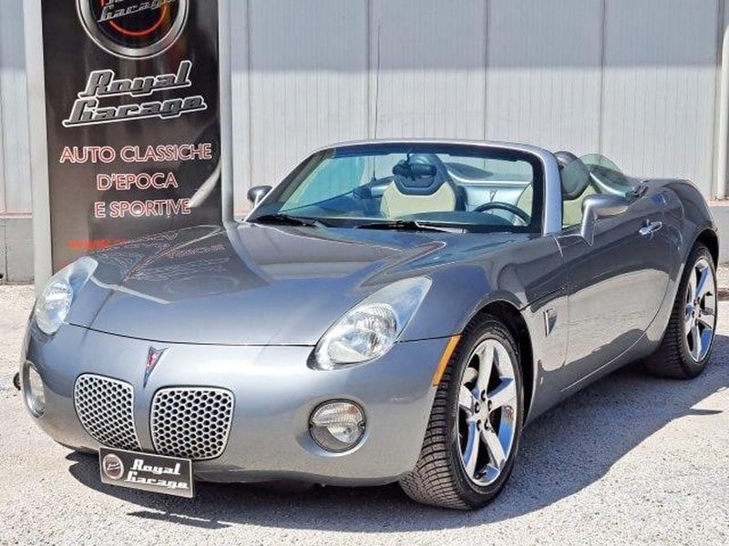 Pontiac solstice roadster 2.4