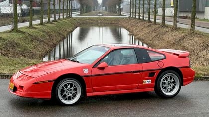 Pontiac Fiero GT