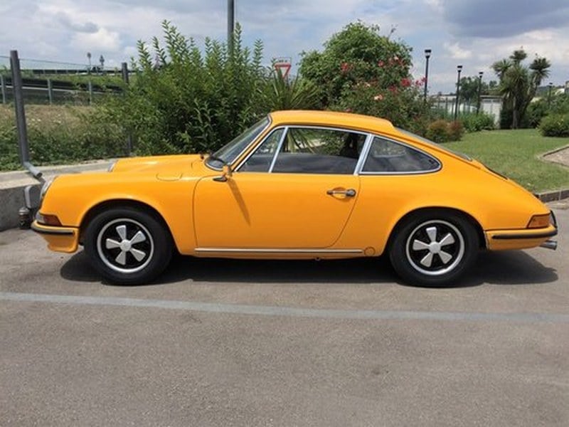 PORSCHE 911 2.4 T COUPE' ULTRA RARE SIGNAL GELB MATCHING