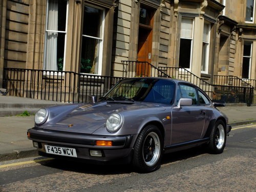 1989 PORSCHE 911 3.2 COUPE - SUNROOF - 55K MILES - SHOWSTOPPER ! SOLD