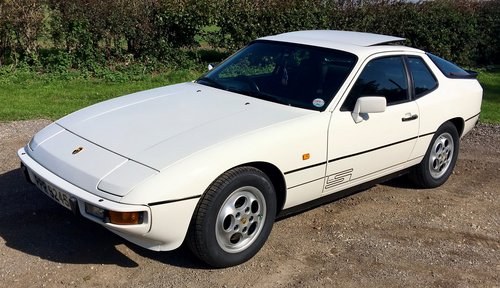 1987 Porsche 924S with comprehensive restoration For Sale by Auction