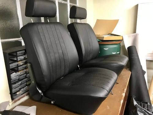 Porsche  911 1972 Re Trimmed Seats with Headrests Stunning ! For Sale