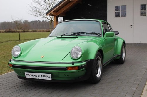Porsche 930 1975 Vipergrun  For Sale