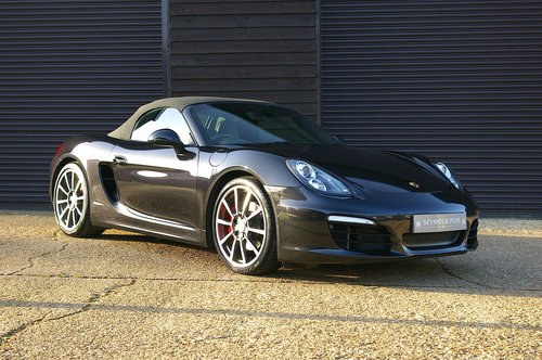 2014 Porsche 981 Boxster 3.4 S Convertible Manual (33,000 miles) VENDIDO