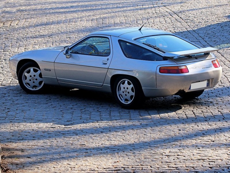 1991 - Porsche 928 GT ex Johnny Hallyday