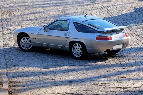 1991 - Porsche 928 GT ex Johnny Hallyday For Sale by Auction