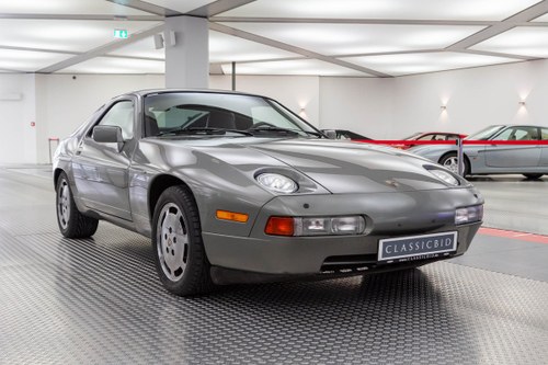 1987 Porsche 928 S4 *9 march* RETRO CLASSICS Zu verkaufen durch Auktion
