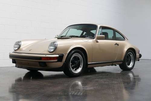 1984 Porsche 911 Carrera Coupe = Bronze(~)Tan 78k mles $54.5 In vendita