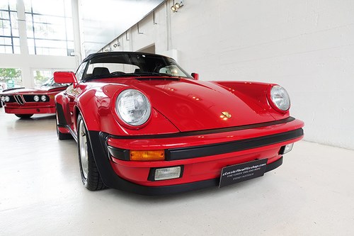 1989 Stunning condition, match. numbers, original, 23,000 kms In vendita