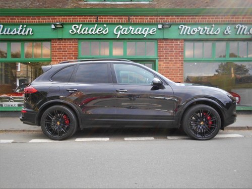 2014 Porsche Cayenne V8S Turbo VENDIDO