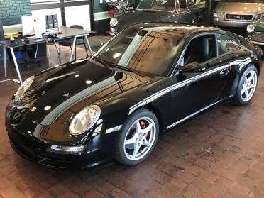 2006 Porsche 911 Carrera Coupe = Black(~)Black Manaul $38.   In vendita