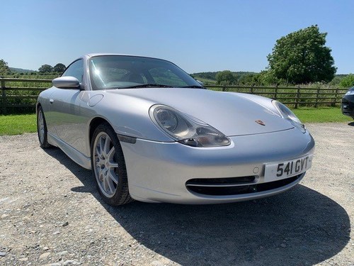2000 Lovely Porsche 911 Carrera with Rebuilt Engine For Sale