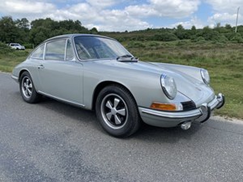 Porsche 912/6 2.2T Resto Mod