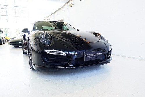 2014 Porsche 911 Turbo, low kms, books, stunning SOLD