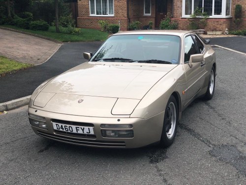 1986 Porsche 944 Turbo - Impeccable with FSH For Sale by Auction