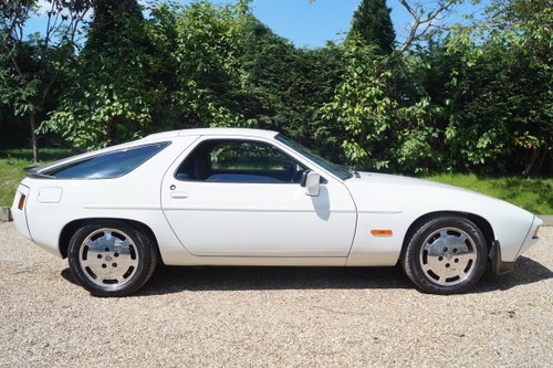 1985 PORSCHE 928S2 beautiful example,low miles LARGE HISTORY FILE In vendita