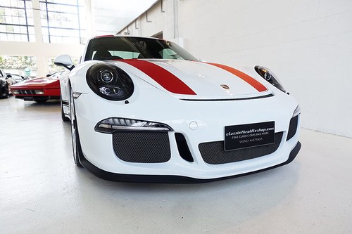 2016 580 kms only, one of 991 911 R's worldwide, superb SOLD