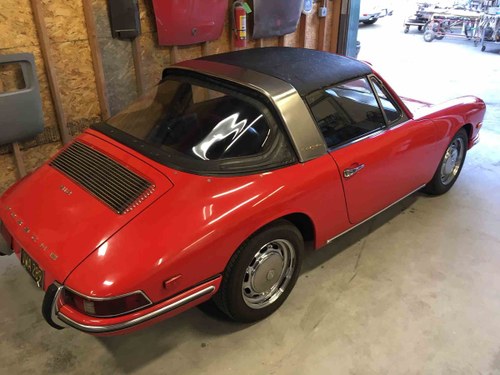 1968 912 Targa Soft Window Red solid driver Rare $49.9k For Sale
