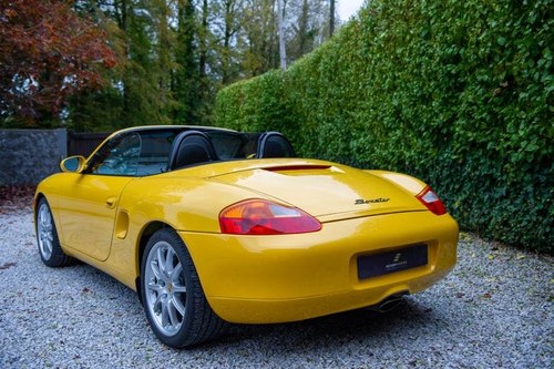 2002 Stunning Porsche Boxster Gen1 2.7 Speed Yellow VENDUTO