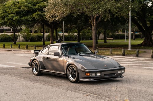 1982 Porsche 911 Turbo Coupe Slant Nose Usine In vendita all'asta