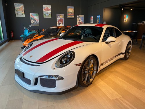 2016 911 R For Sale