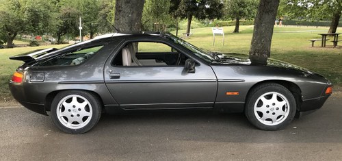 1988 Porsche 928 S4, Very rare manual transmission For Sale