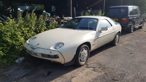 1985 928 Very solid on going  Restoration  project For Sale