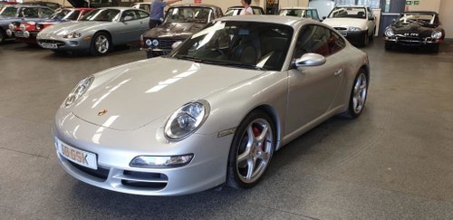 **OCTOBER ENTRY** 2005 Porsche 911 For Sale by Auction