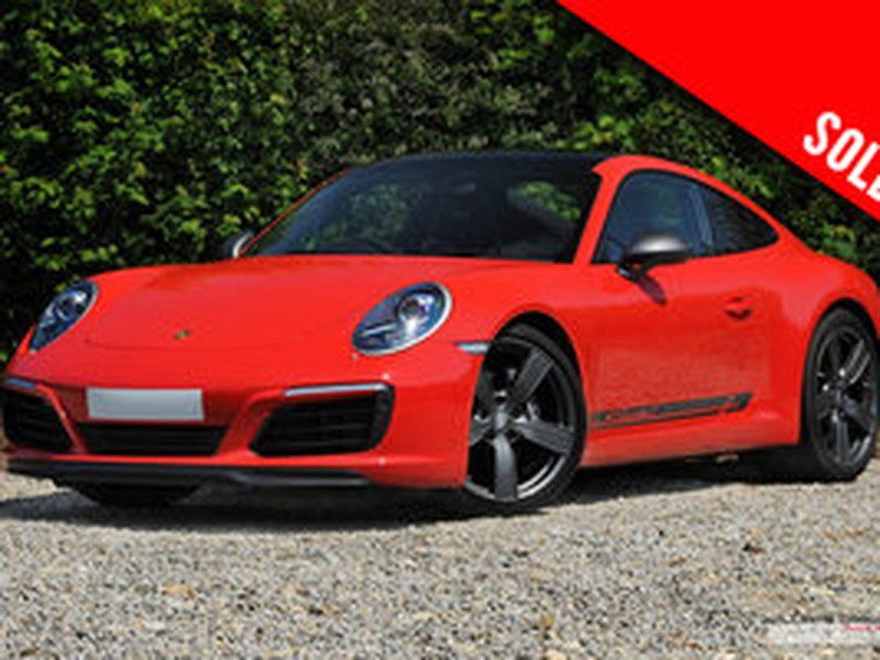 Like new Porsche 991.2 Carrera T manual