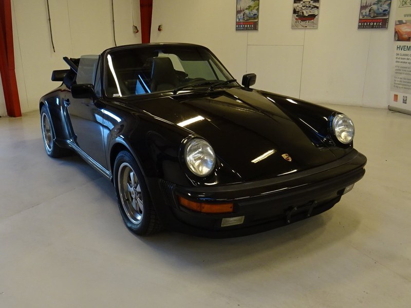 1973 Porsche 911 Turbo (930) look and power