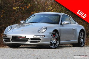 2006 (2007 MY) Porsche 997 Carrera 2 S manual coupe VENDU